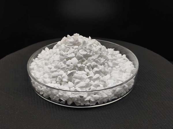 板状刚玉耐火浇注料的特点有哪些